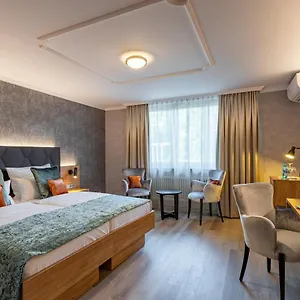 **** Hotel Westend An Der Messe Deutschland