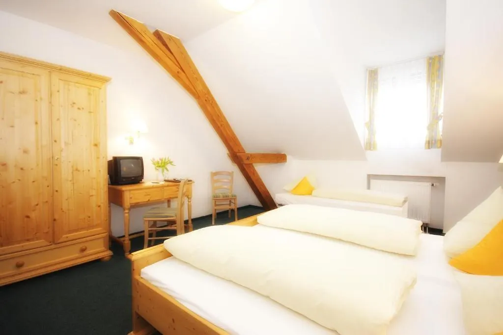 Hotel Trasen Waldkraiburg 3*,